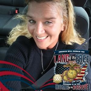 Meet your Posher, Jenn